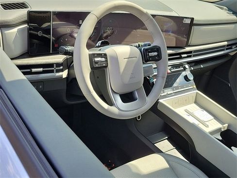 New 2026 Hyundai Santa Fe Limited image 3