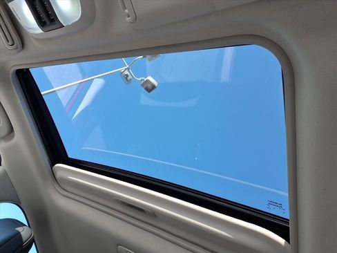 Used 2025 Subaru Crosstrek 2.5i Limited w/ Crosstrek Mirror Package image 12