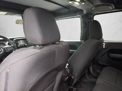 Used 2020 Jeep Gladiator Sport w/ Quick Order Package 24S AWD/4WD image 17
