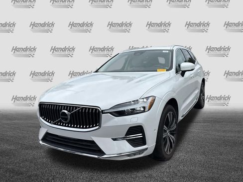 Used 2023 Volvo XC60 B5 Plus AWD/4WD image 6