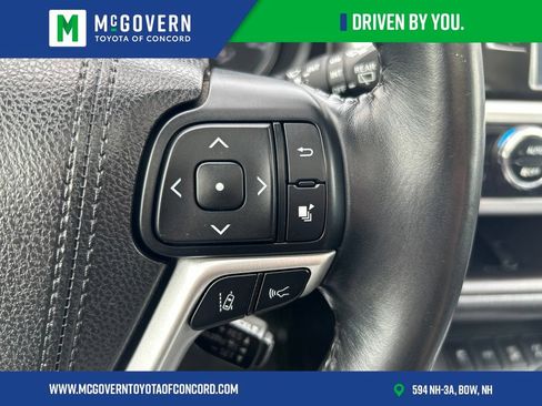 Used 2018 Toyota Highlander SE AWD/4WD image 21