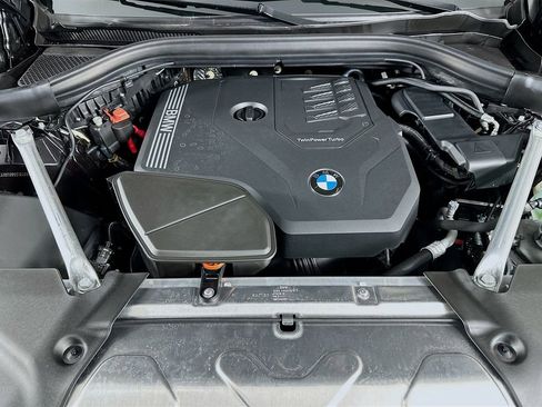 Used 2025 BMW X4 xDrive30i w/ Premium Package image 36