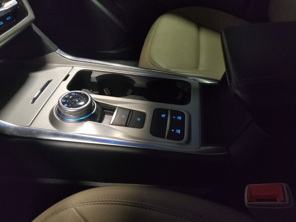 Used 2022 Ford Explorer XLT w/ Equipment Group 202A RWD image 26