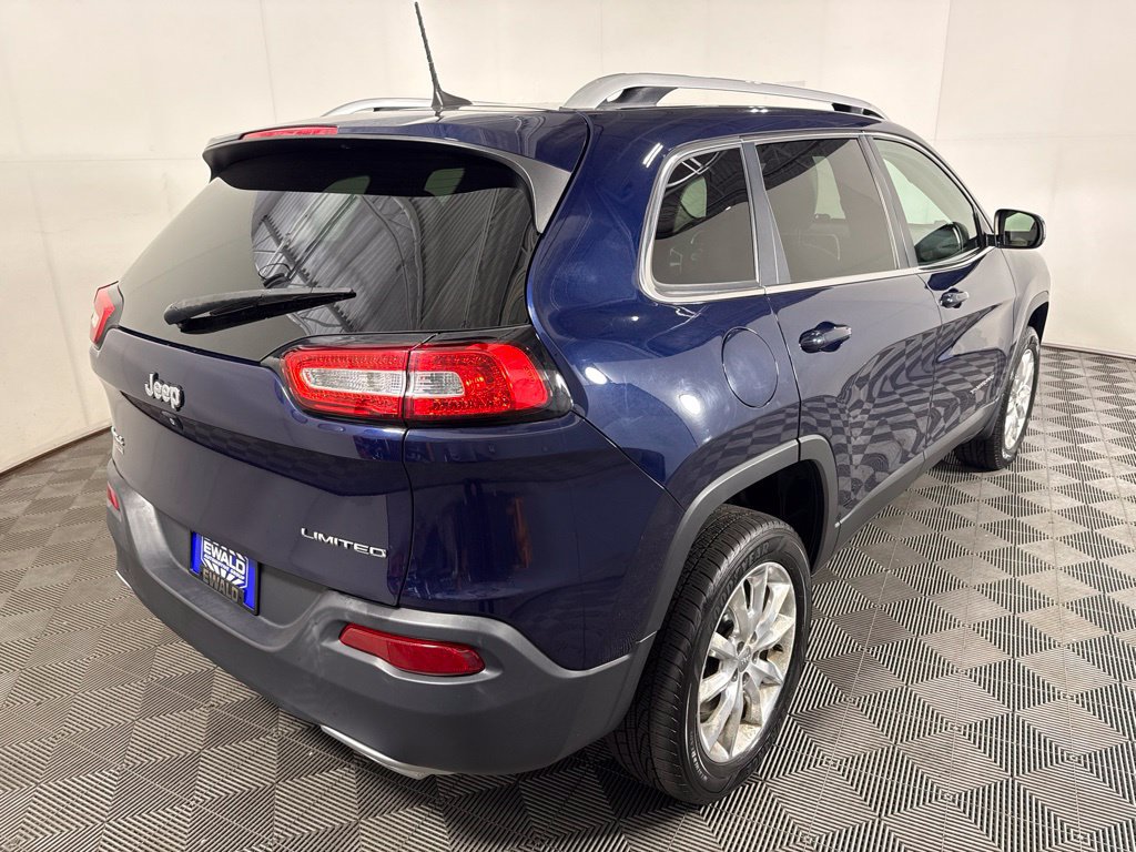 Used 2016 Jeep Cherokee Limited AWD/4WD image 11