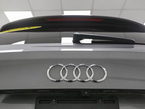 Used 2018 Audi Q7 3.0T Premium Plus w/ Premium Plus Package image 12