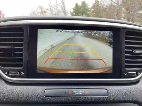 Used 2021 Kia Sportage LX image 23