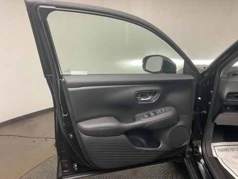 New 2026 Honda HR-V LX image 9