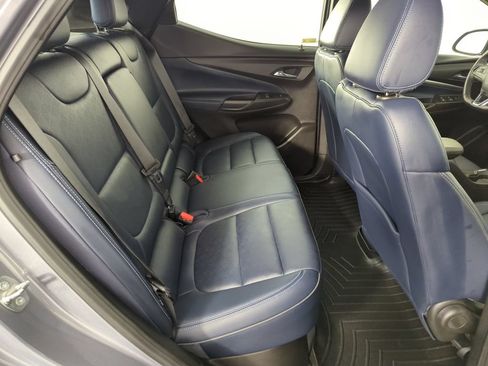 Used 2023 Chevrolet Bolt EUV Premier FWD image 31