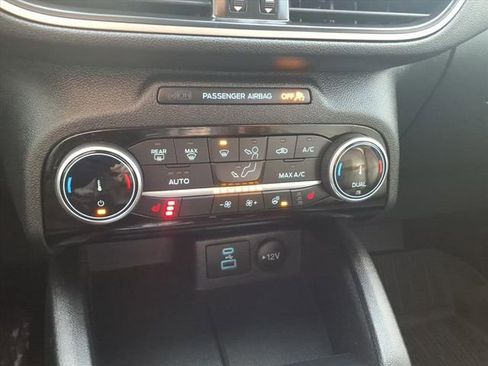 Certified 2022 Ford Escape SEL image 20