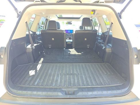 Used 2024 Toyota Grand Highlander XLE image 35