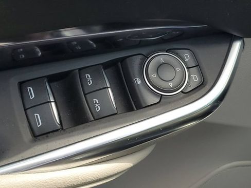 Certified 2023 Cadillac XT4 Luxury w/ Driver Awareness Package AWD/4WD image 17