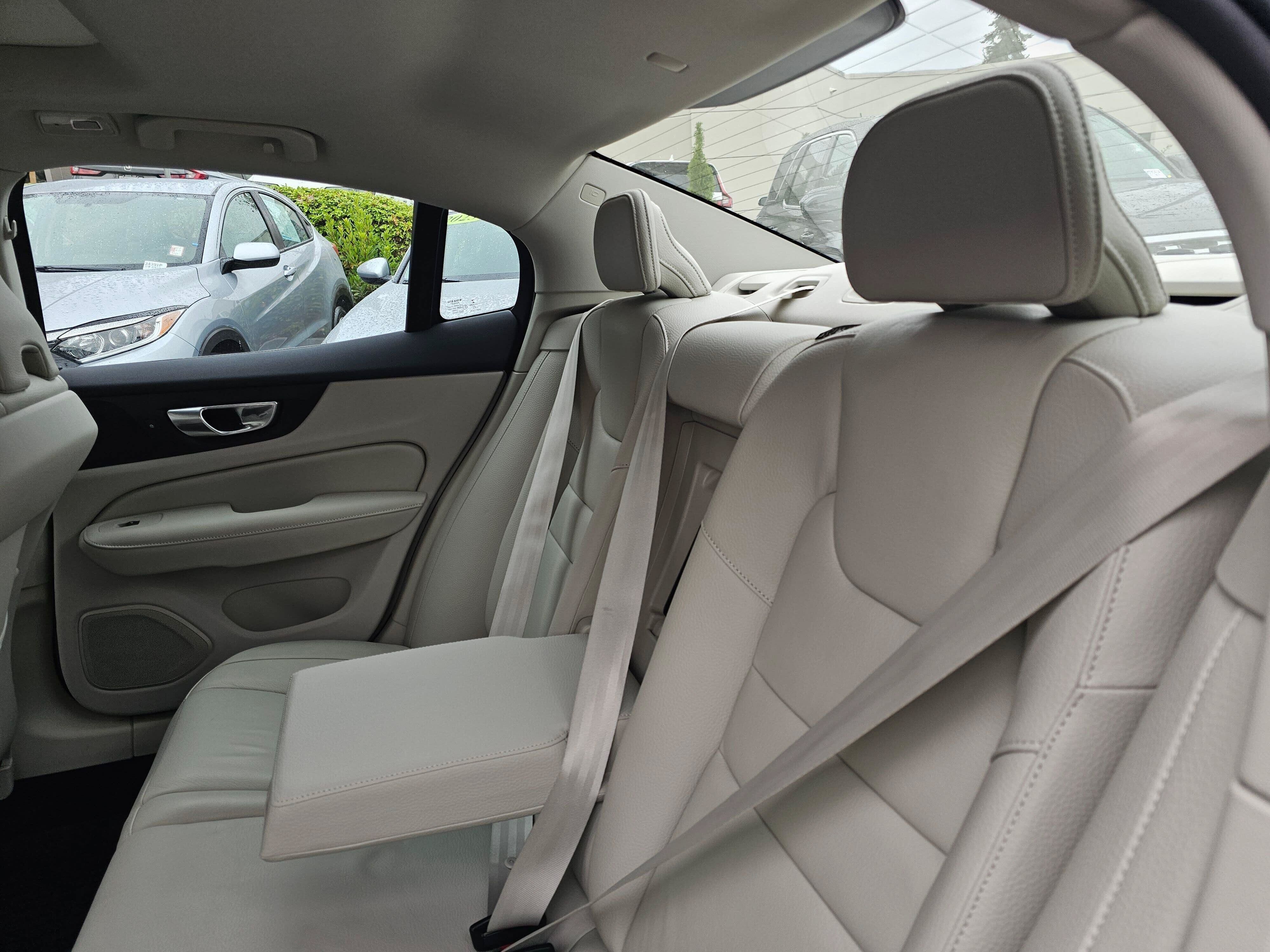 Used 2023 Volvo S60 B5 Ultimate w/ Climate Package AWD/4WD image 21