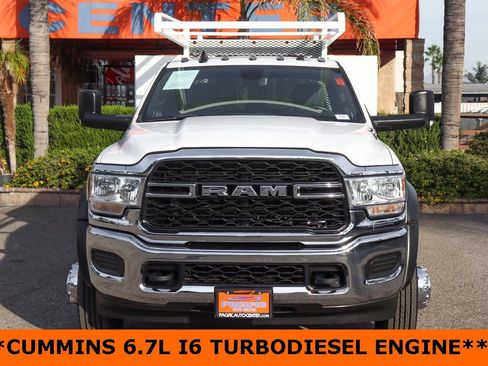 Used 2021 RAM 5500 Tradesman w/ Chrome Appearance Group image 3