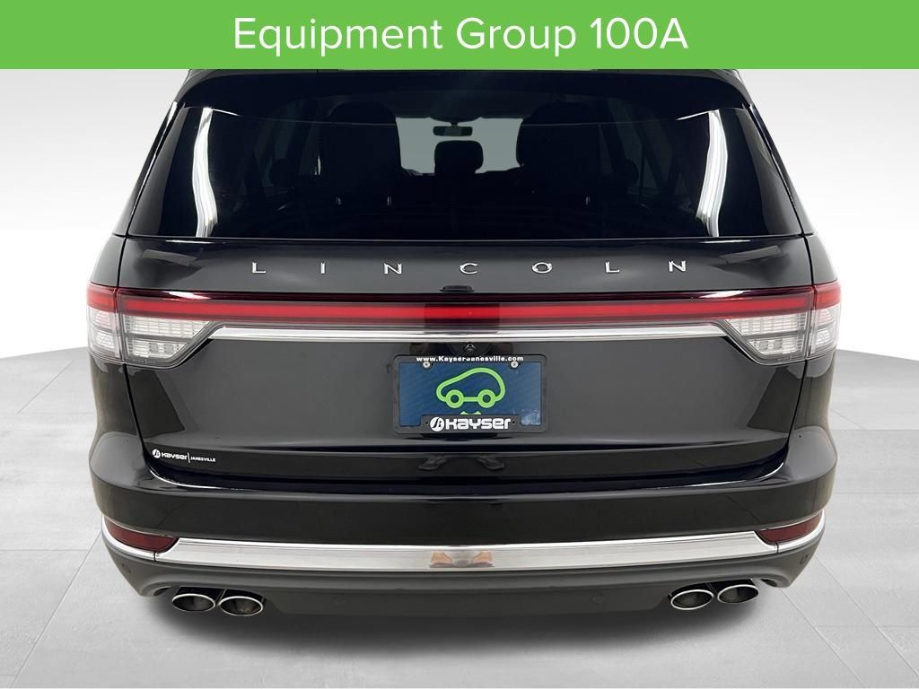 Used 2023 Lincoln Aviator AWD image 5