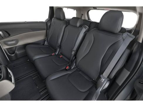 New 2027 Kia Carnival EX w/ Dark Edition Package FWD image 15