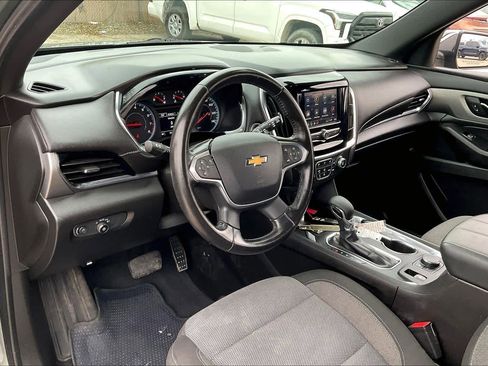Used 2022 Chevrolet Traverse LT w/ LPO, Cargo Package image 17