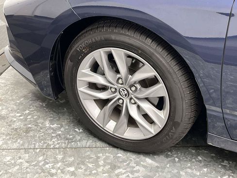 Used 2020 Toyota Avalon XLE w/ Carpet Mat Package FWD image 29