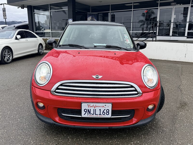 Used 2013 MINI Cooper Hardtop FWD image 2