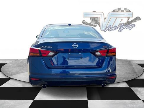 Used 2024 Nissan Altima 2.5 SR FWD image 5