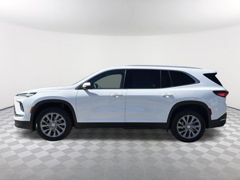 Used 2025 Buick Enclave Preferred FWD image 14