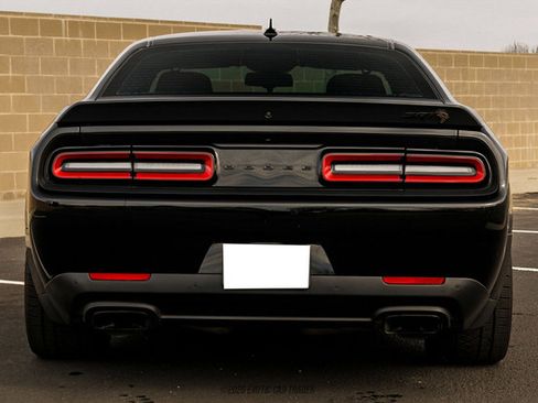 Used 2021 Dodge Challenger SRT Hellcat image 7