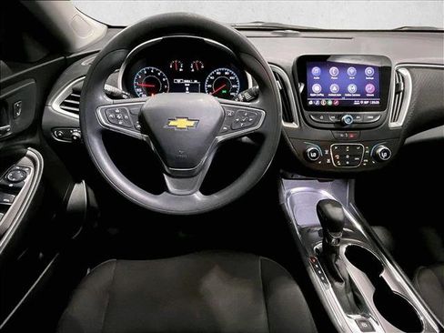 Used 2023 Chevrolet Malibu LT FWD image 7