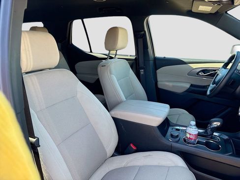 Used 2023 Chevrolet Traverse LS AWD/4WD image 26