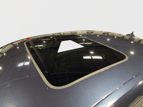 Used 2017 Audi A4 2.0T Premium w/ Convenience Package image 17