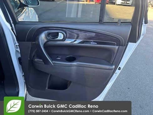 Used 2017 Buick Enclave Leather AWD/4WD image 33