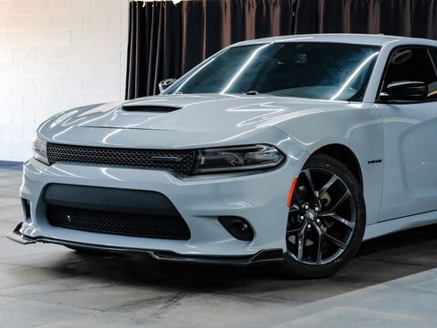 Used 2022 Dodge Charger R/T w/ Blacktop Package image 5