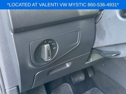 Certified 2021 Volkswagen Tiguan SE w/ Panoramic Sunroof Package image 31