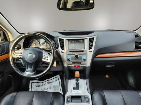 Used 2013 Subaru Outback 3.6R Limited AWD/4WD image 25