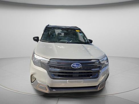 Used 2025 Subaru Forester Sport AWD/4WD image 3