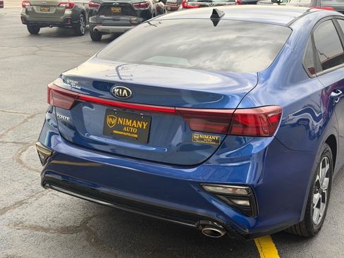 Used 2019 Kia Forte LXS FWD image 8