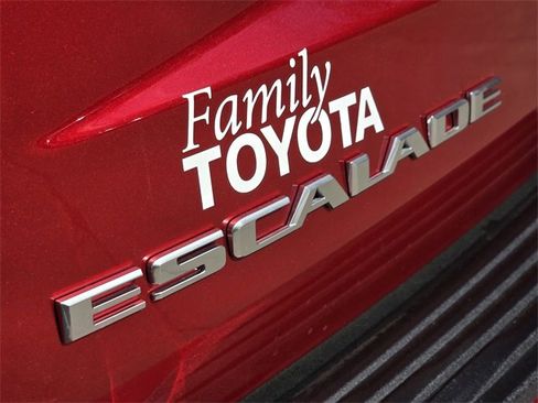 Used 2026 Cadillac Escalade Sport w/ Touring Package image 8