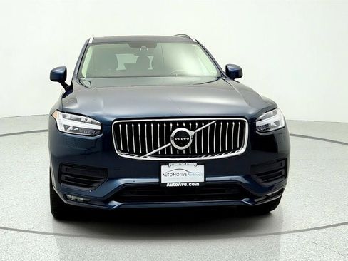 Used 2020 Volvo XC90 T6 Momentum AWD/4WD image 2