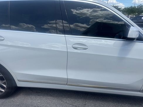 Used 2021 BMW X7 xDrive40i AWD/4WD image 4