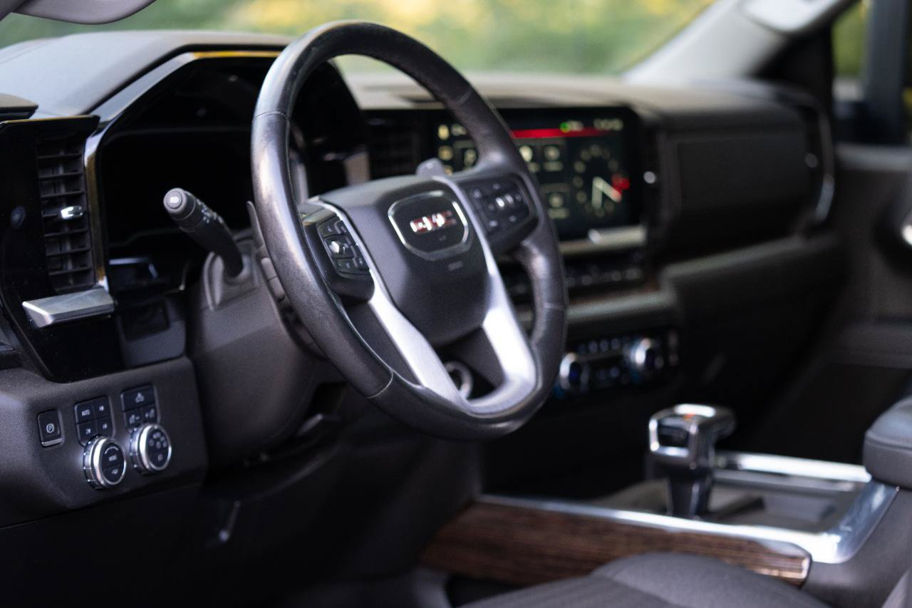 Used 2022 GMC Sierra 1500 Elevation AWD/4WD image 19