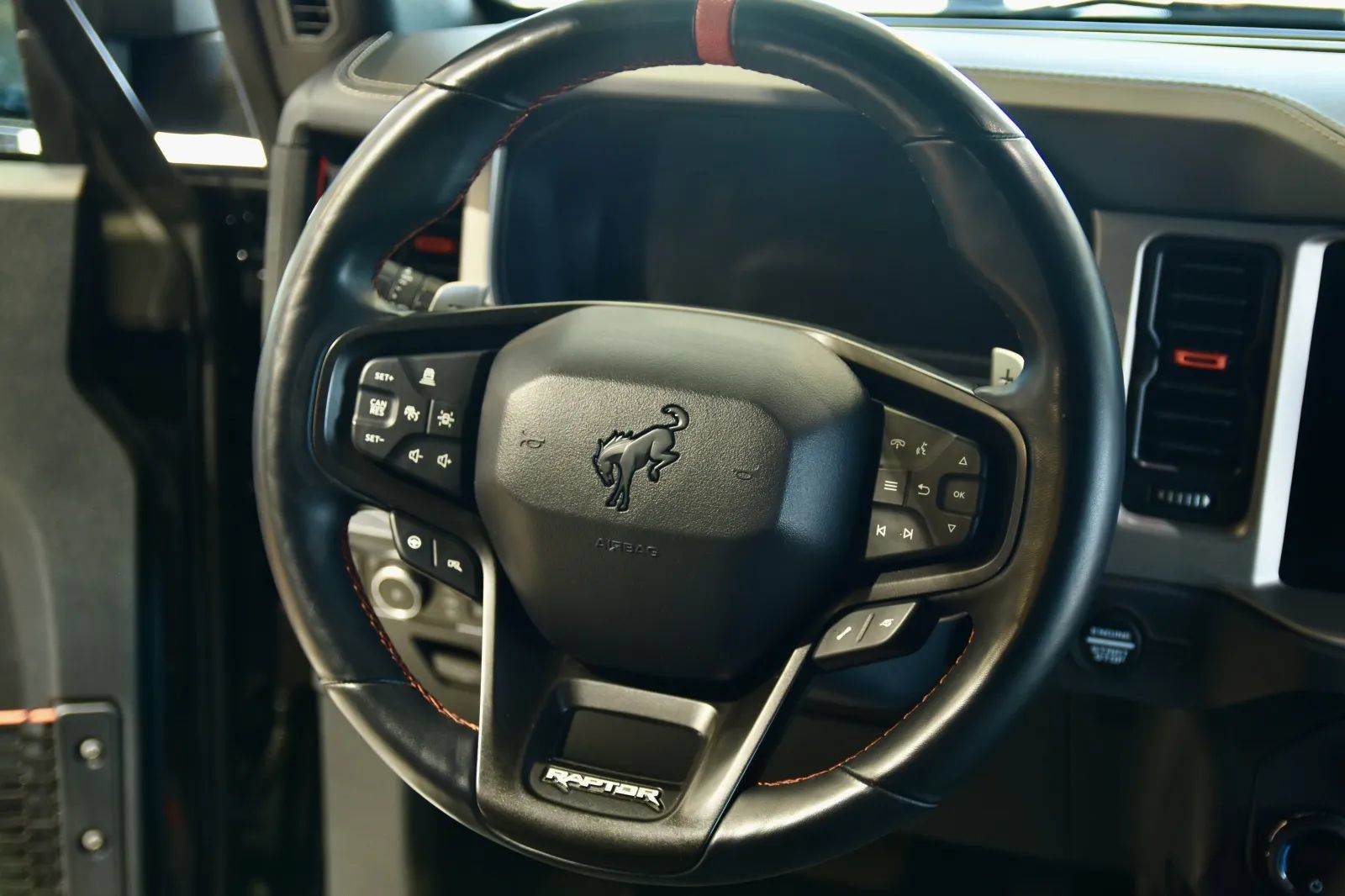 Used 2024 Ford Bronco Raptor AWD/4WD image 23