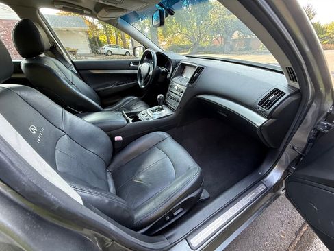 Used 2013 INFINITI G37 x w/ Premium Pkg image 10