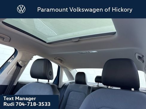 Used 2026 Volkswagen Jetta SE FWD image 28
