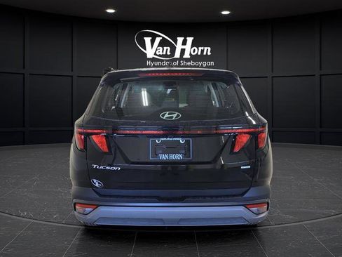 New 2026 Hyundai Tucson SE image 11