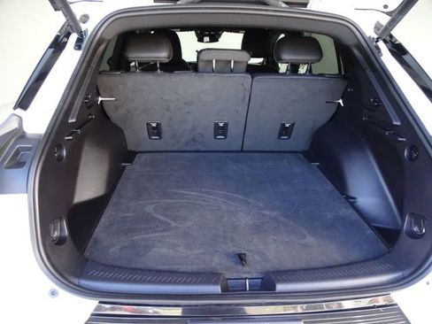 Used 2025 Chevrolet Equinox EV LT FWD image 20