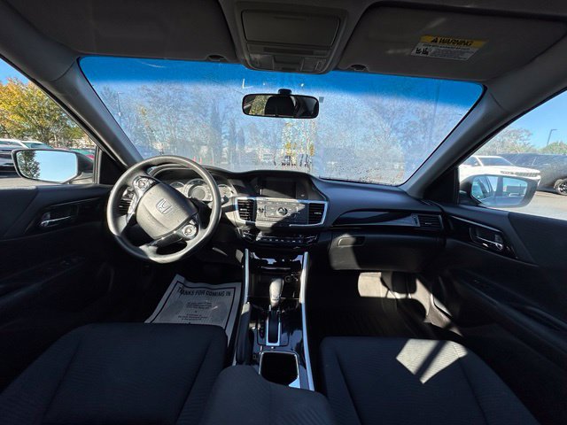 Used 2017 Honda Accord LX image 2