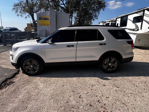 Used 2018 Ford Explorer Sport w/ Equipment Group 401A image 3