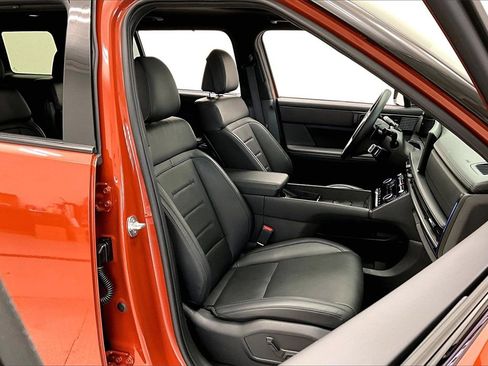 Certified 2025 Hyundai Santa Fe Calligraphy image 7