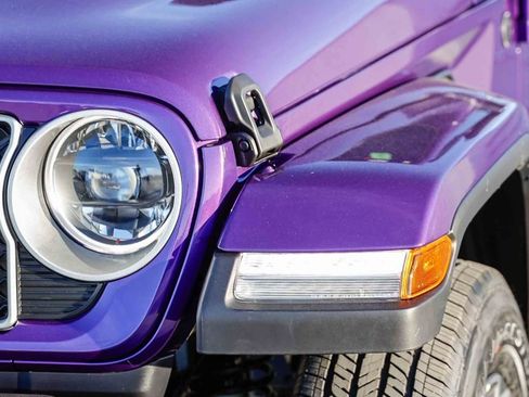New 2026 Jeep Wrangler Unlimited Sahara AWD/4WD image 5