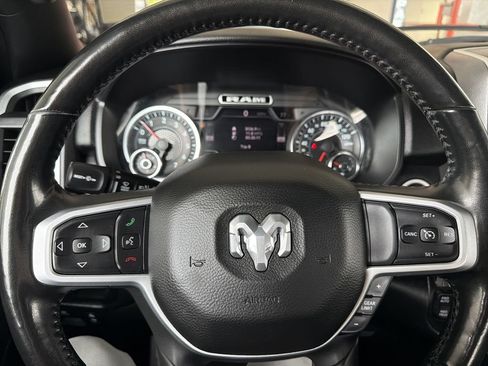 Used 2020 RAM 1500 Big Horn AWD/4WD image 12