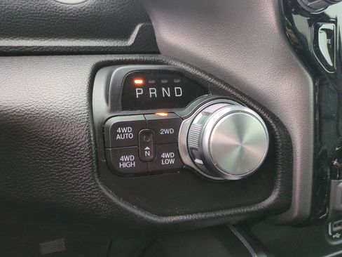 Used 2021 RAM 1500 Laramie w/ Sport Appearance Package AWD/4WD image 26