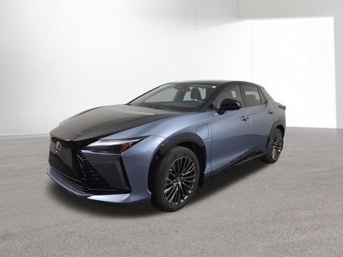 Used 2023 Lexus RZ 450e Premium w/ Accessory Package (2T) AWD/4WD image 2